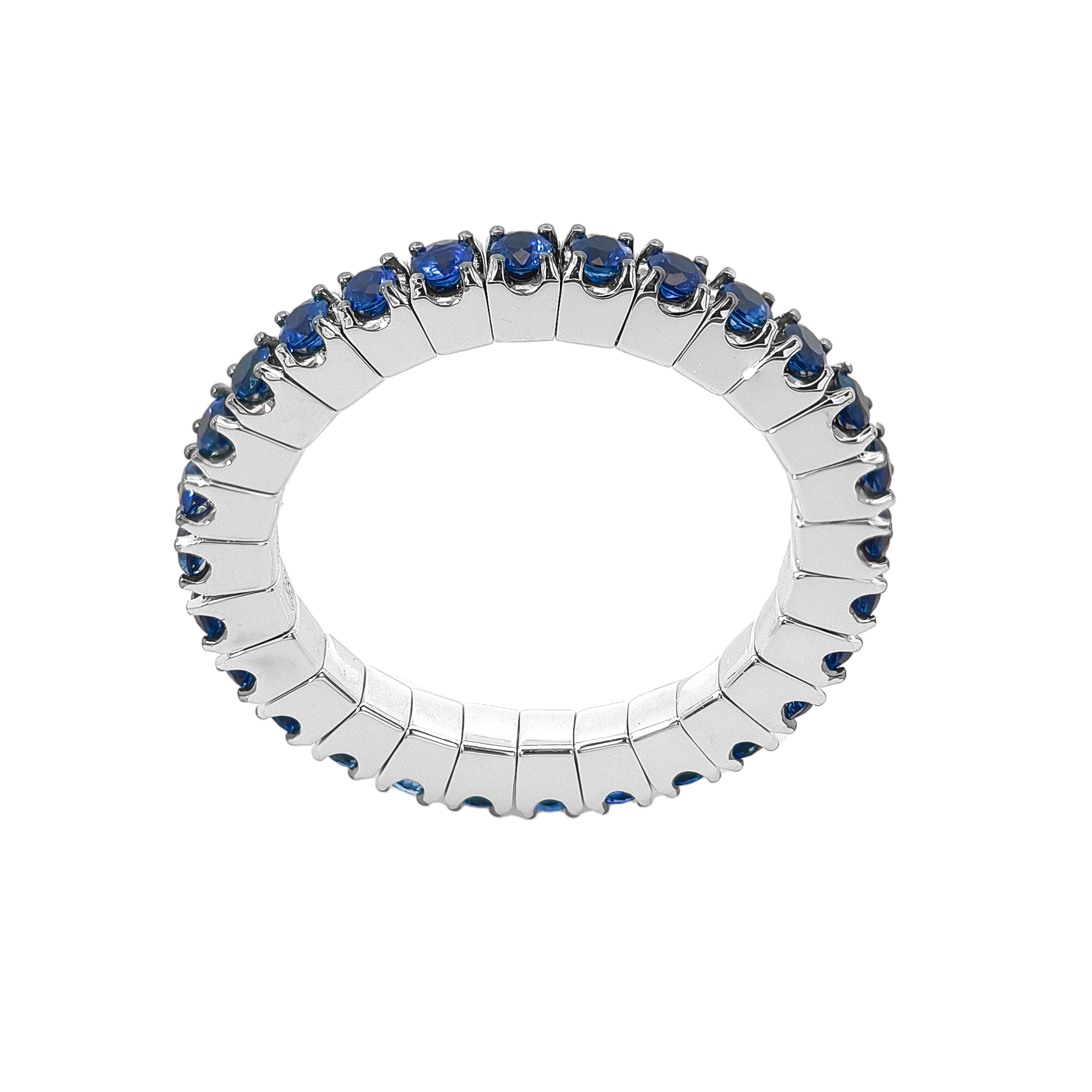 18KT White Gold Sapphire Ring