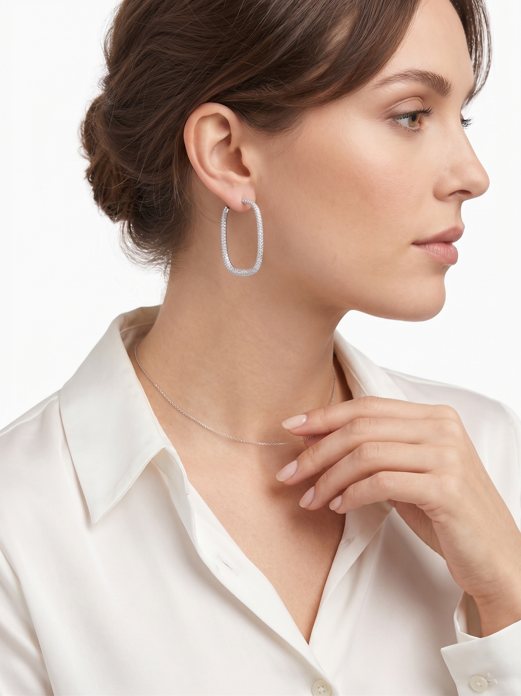 18KT White Gold Diamond Earrings