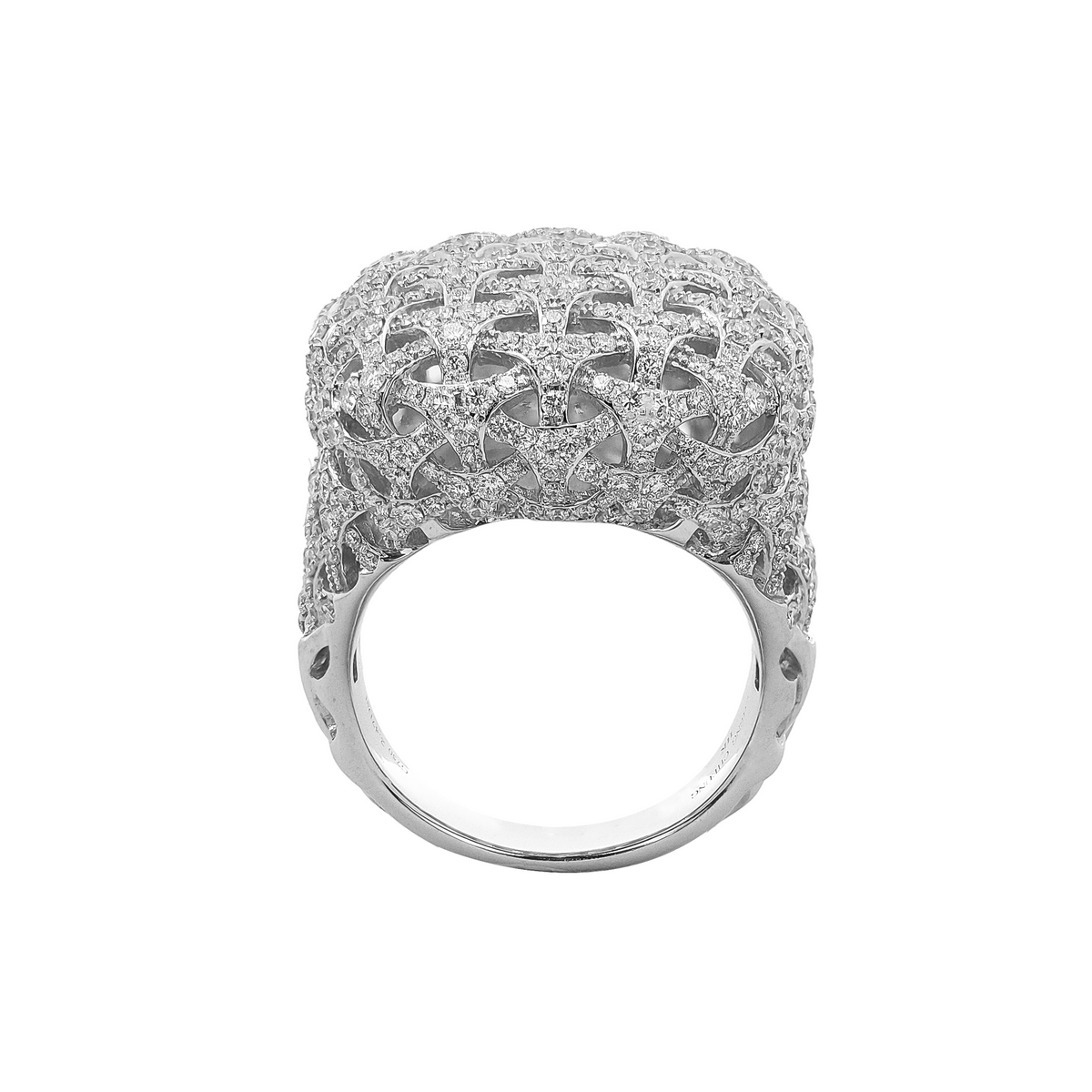 18KT White Gold Diamond Ring