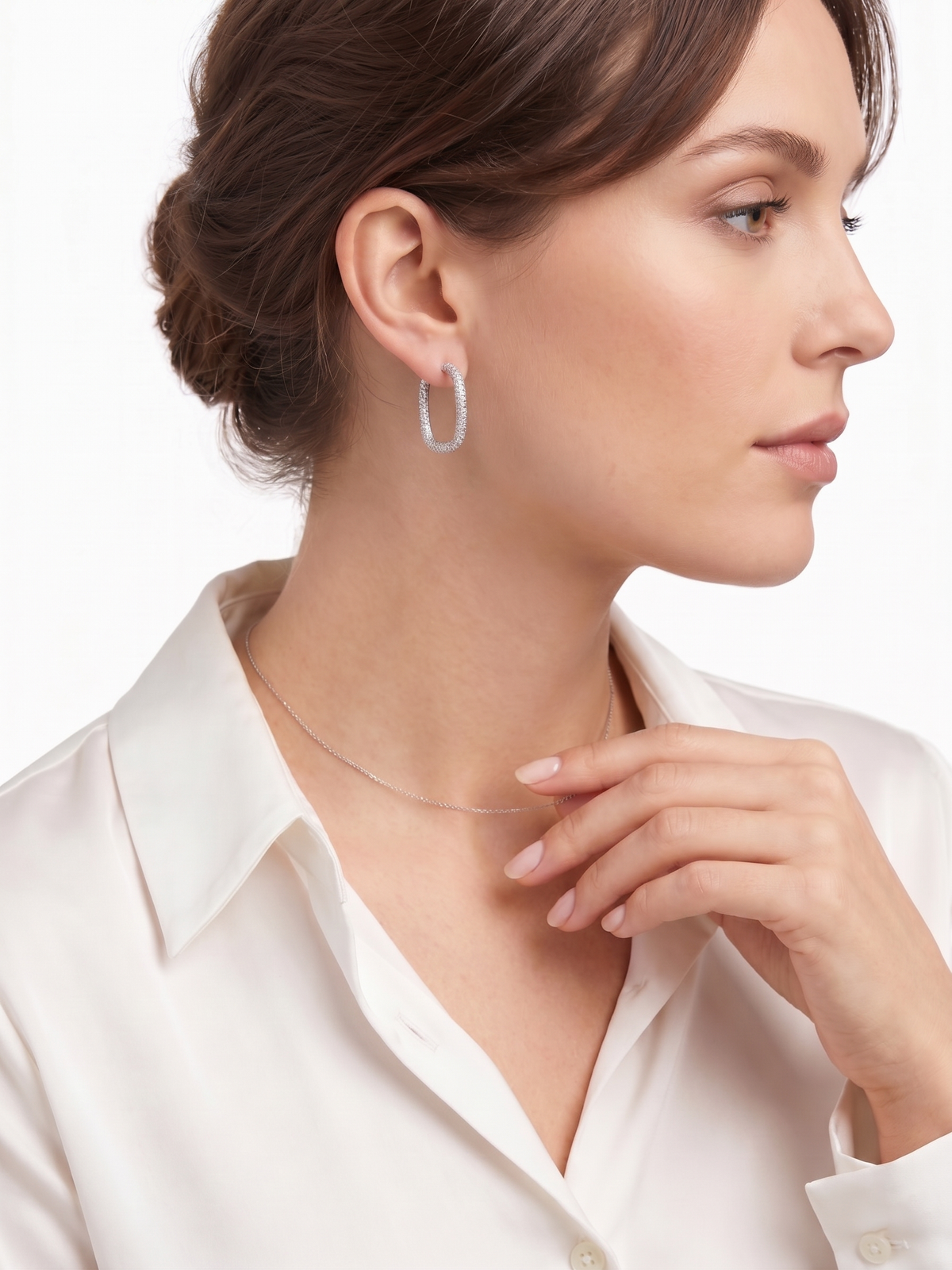 18KT White Gold Diamond Earrings