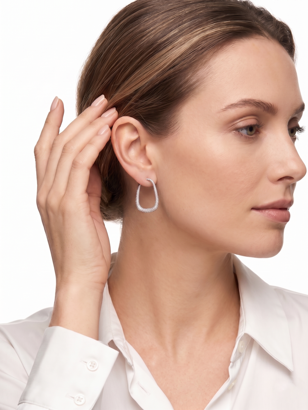 18KT White Gold Diamond Earrings