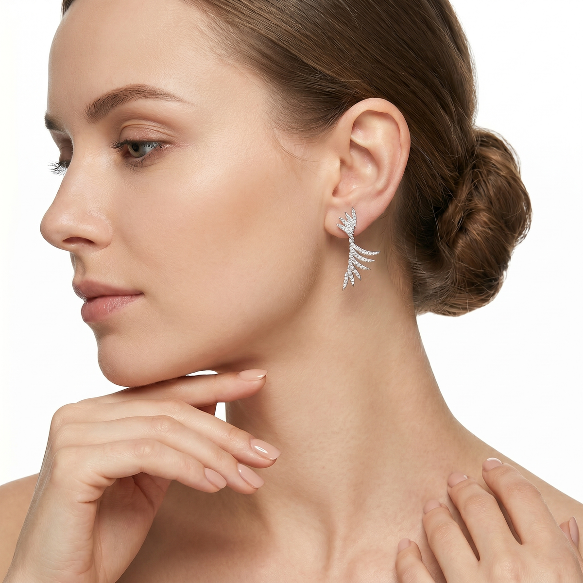 18KT White Gold Diamond Earrings