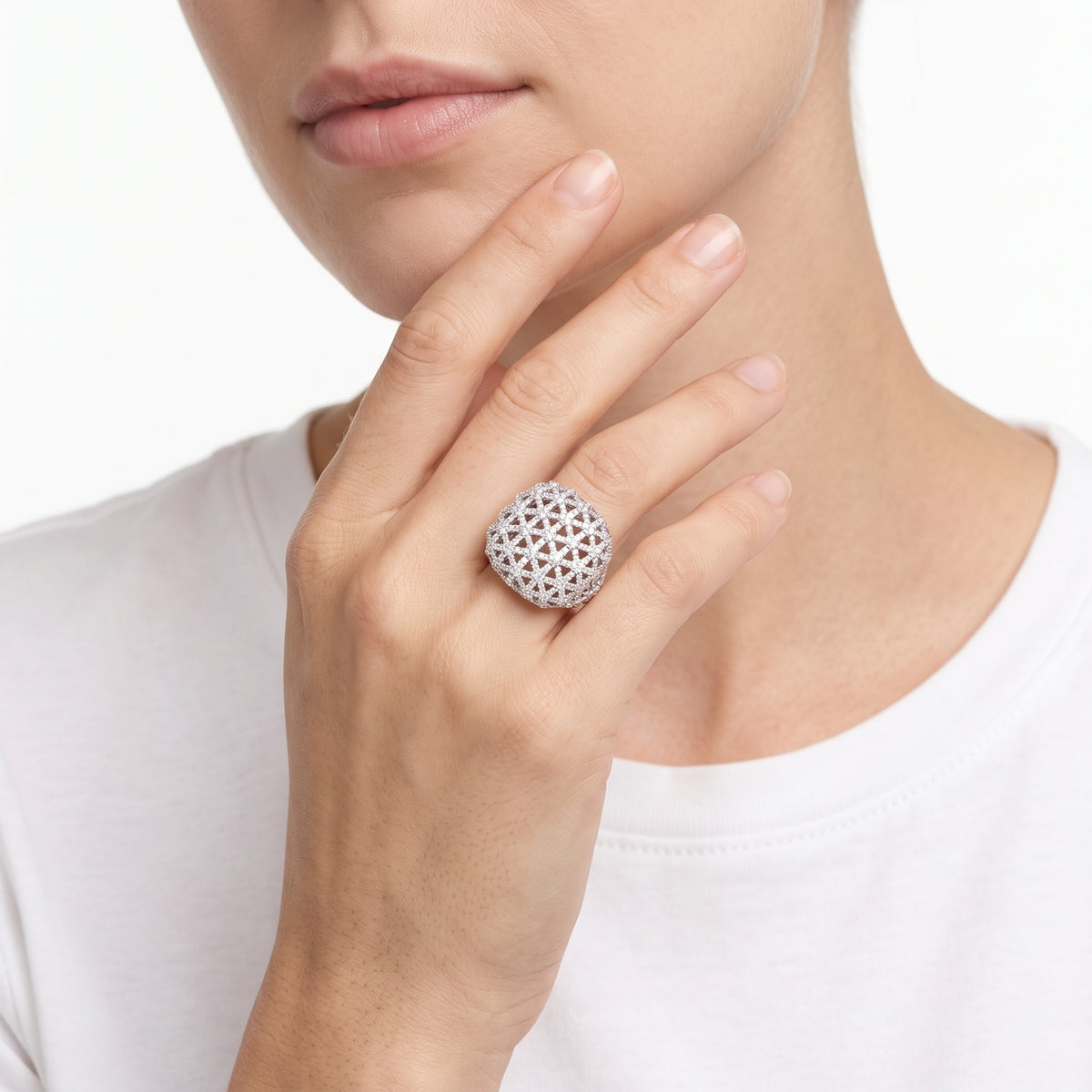 18KT White Gold Diamond Ring