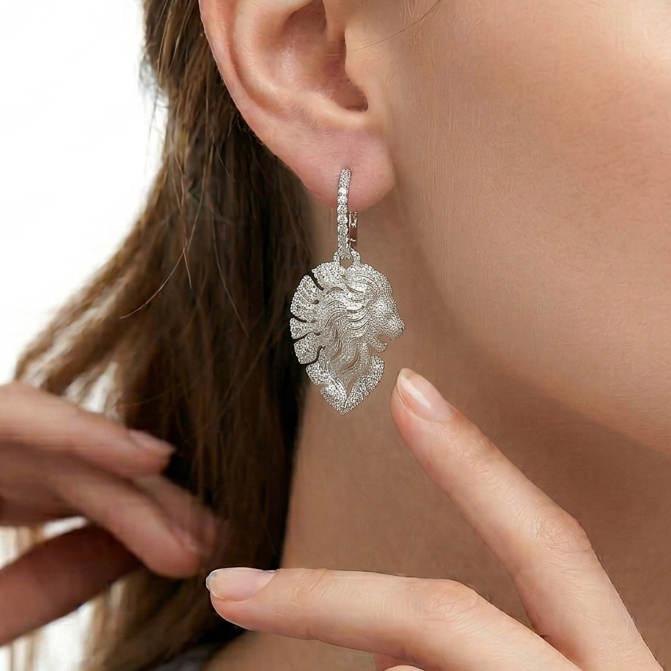 18KT White Gold Diamond Earrings